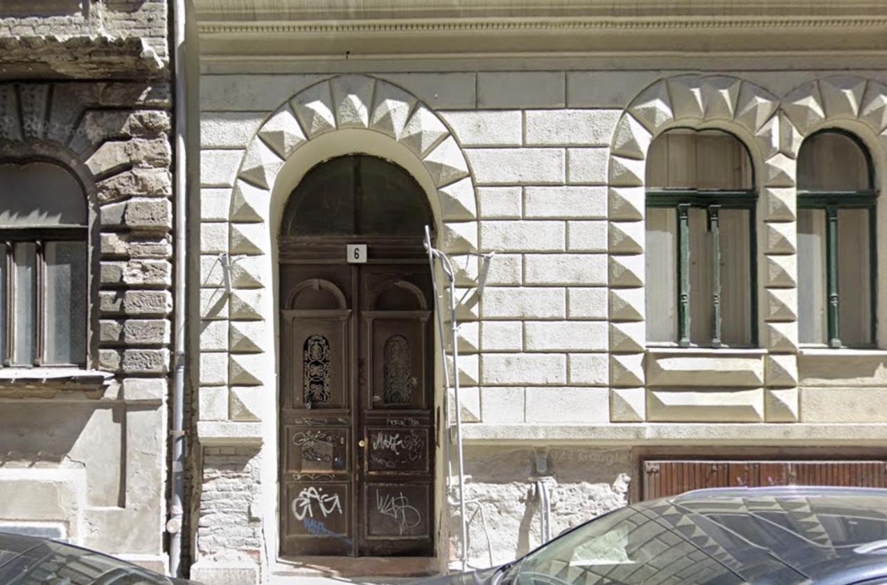 V6 Apartment By Small Home Budapest Exterior photo