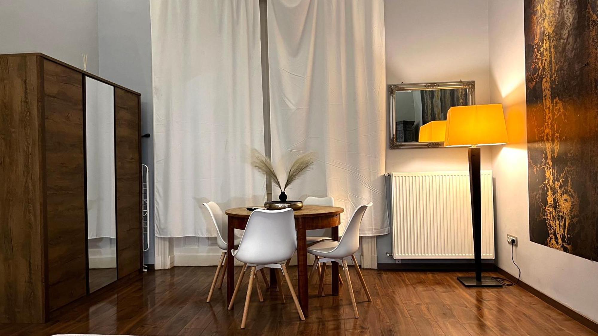 V6 Apartment By Small Home Budapest Exterior photo